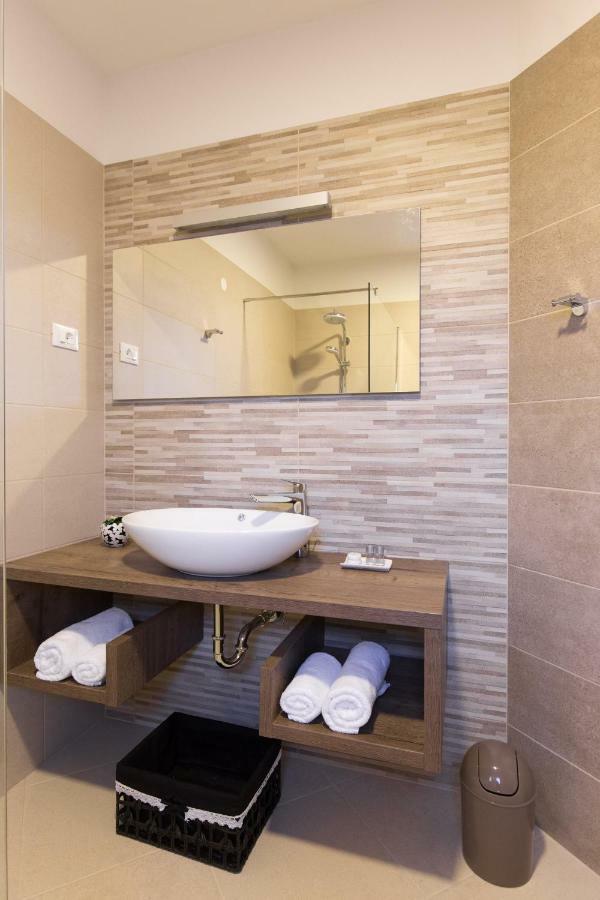 B&B Villa Maris Punat Ngoại thất bức ảnh